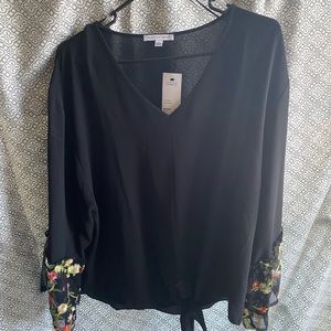 NWT Notations Black V Neck Floral Bell sleeves